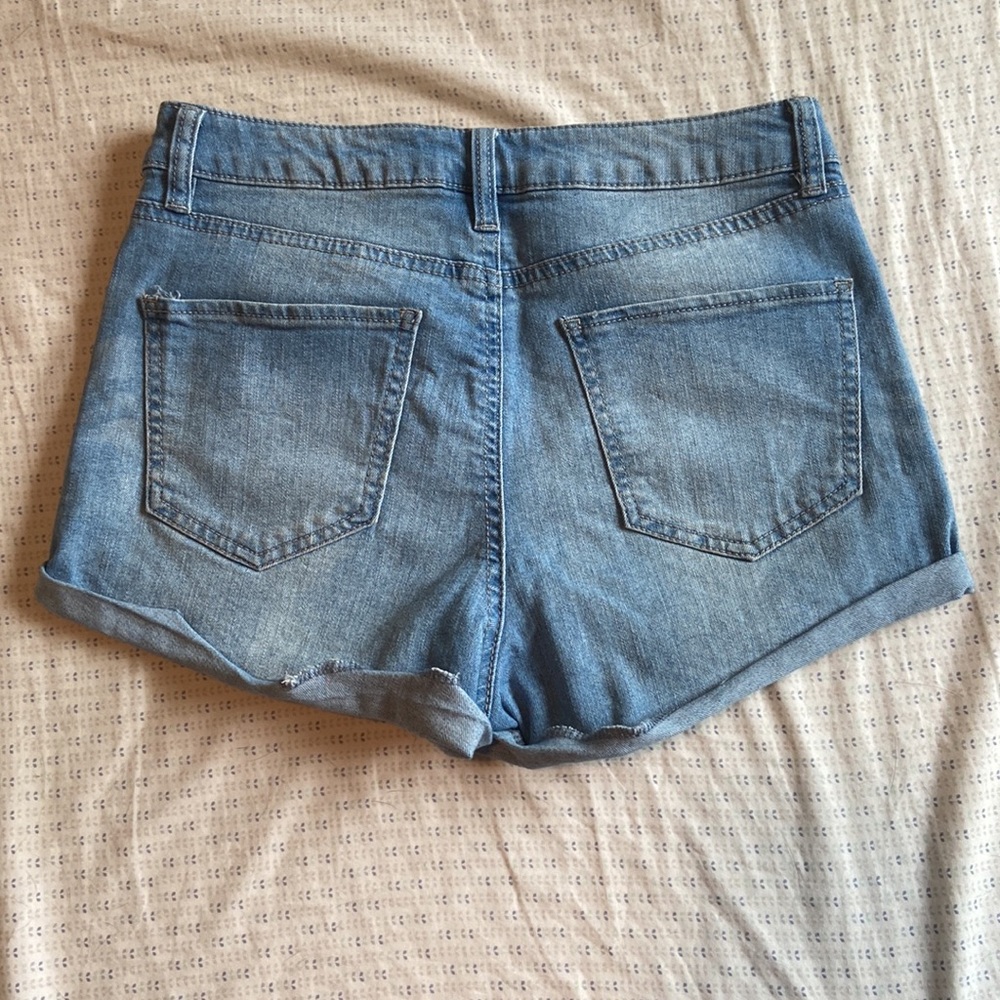 Jean shorts - Picture 3 of 3